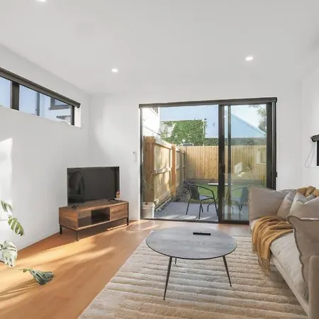 Stylish New 8 Mins Cbd Free Parking Apartment Christchurch Exterior photo